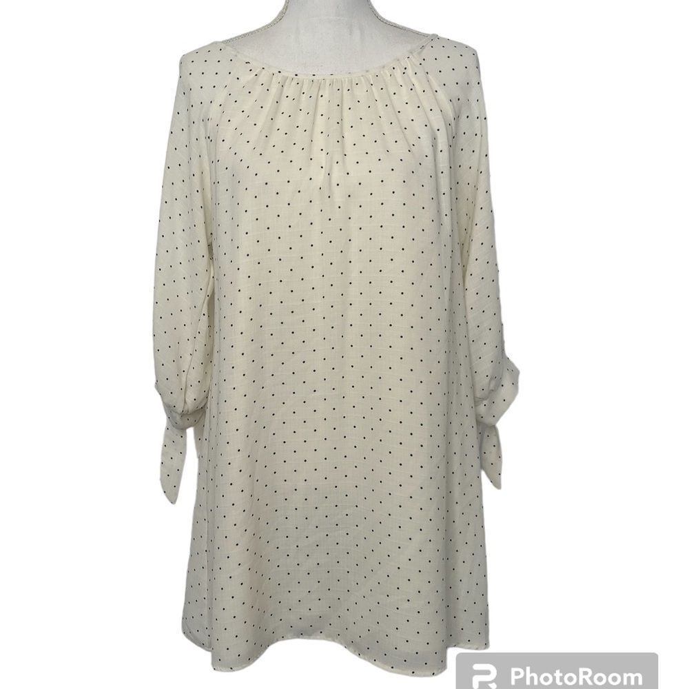 Tyche Cream and Black Polka Dot Shift Dress with Open Sleeves Size Medium